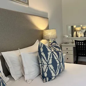 Lodge Oakvale, Cape Town